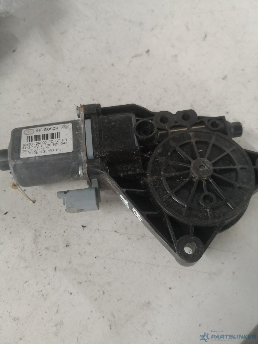 Motoras macara geam dreapta fata HYUNDAI i30 (FD) [ 2007 - 2012 ] OEM 824602r000