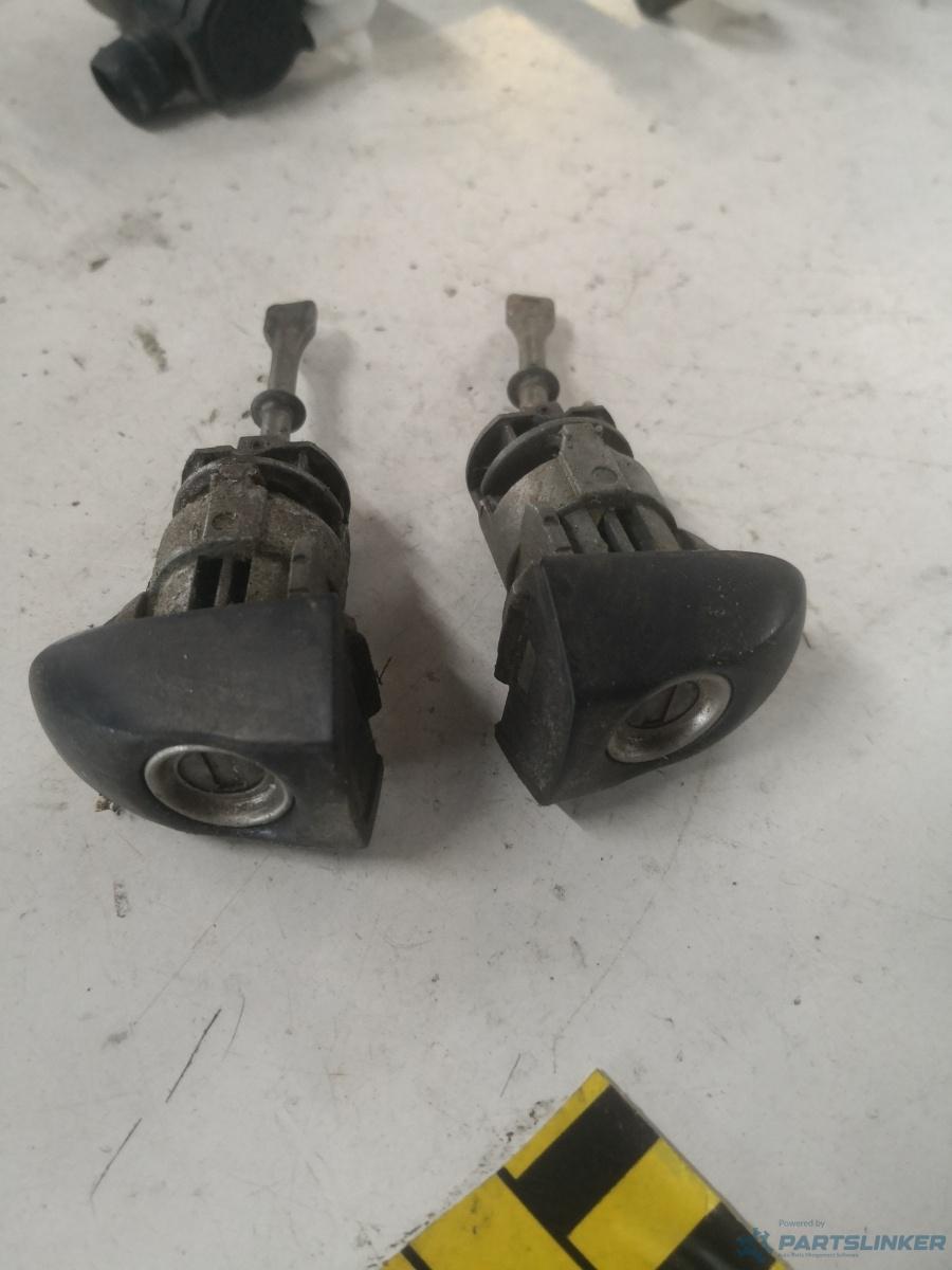2 Butuci usa stanga fata FARA CHEIE HYUNDAI i30 (FD) [ 2007 - 2012 ]
