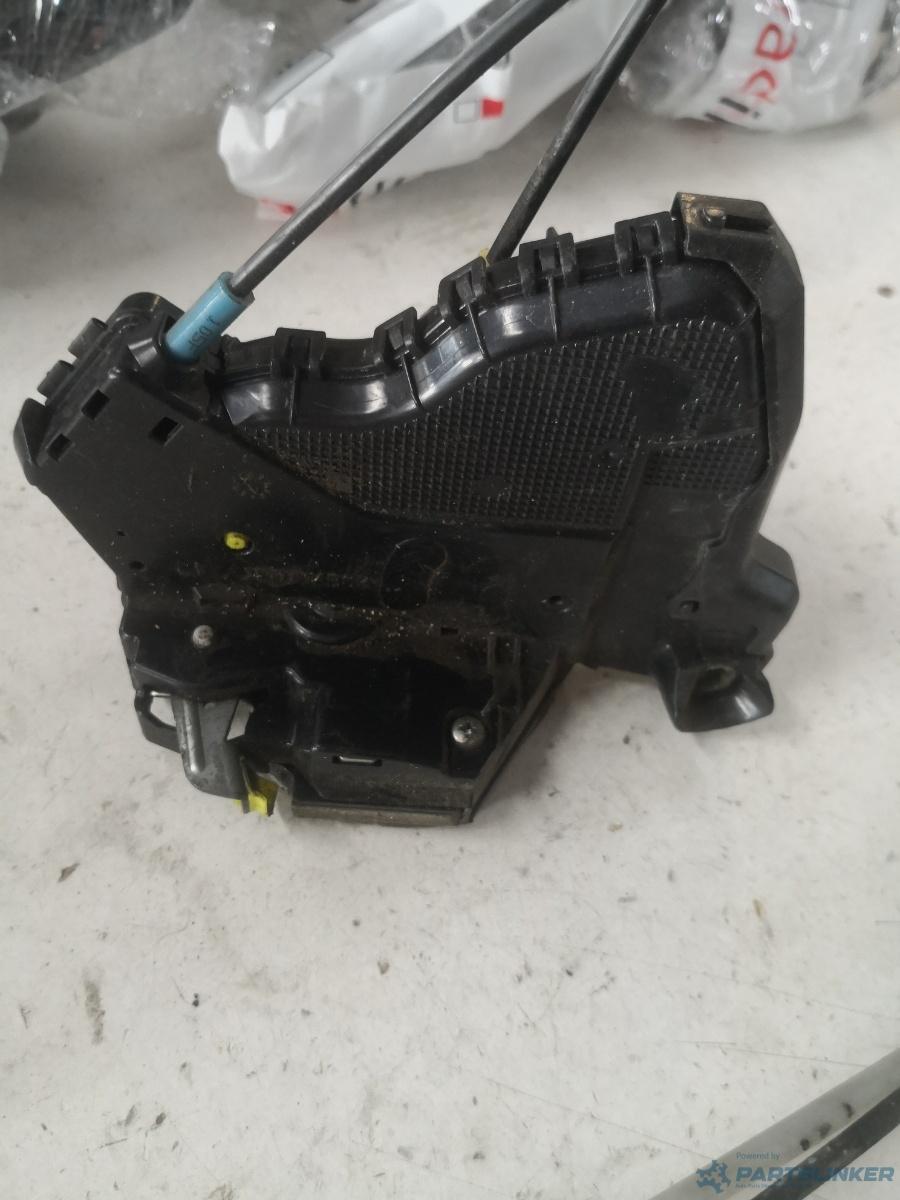 Broasca usa stanga fata LEXUS CT (ZWA10_) [ 2010 - > ] OEM 1072008