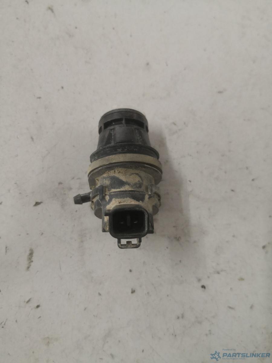 Pompita lichid parbriz TOYOTA RAV 4 II (_A2_) [ 2000 - 2005 ]