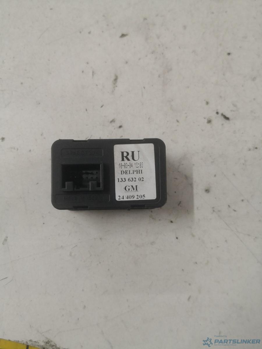 Butoane geamuri electrice stanga fata OPEL MERIVA (X03) [ 2003 - 2010 ] OEM 13363202