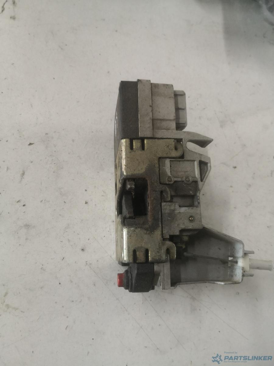 Broasca usa dreapta spate PEUGEOT 307 SW (3H) [ 2002 - 2009 ]