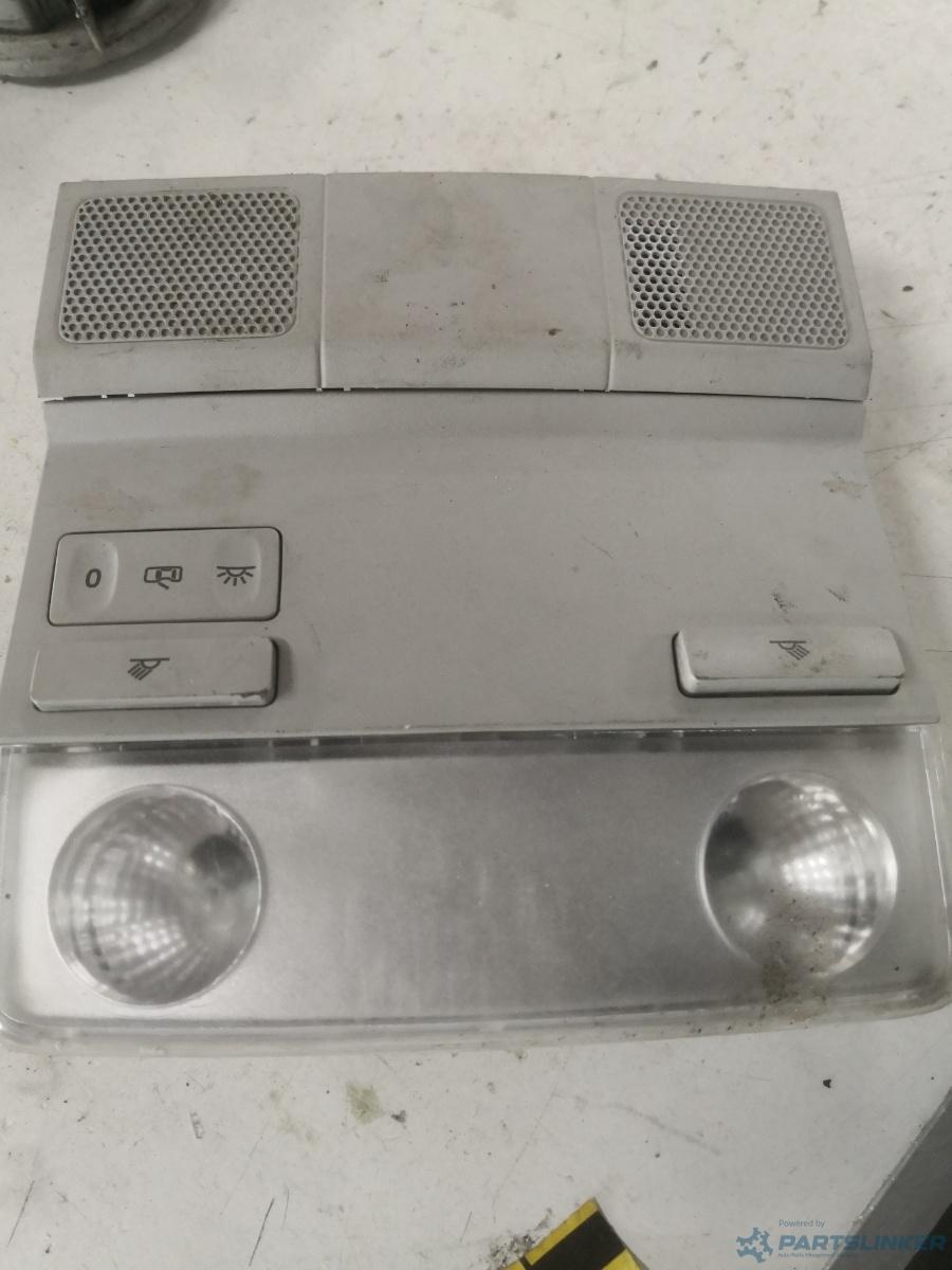 Lampa plafon VOLKSWAGEN GOLF VI (5K1) [ 2008 - 2013 ] OEM 1k0947133d