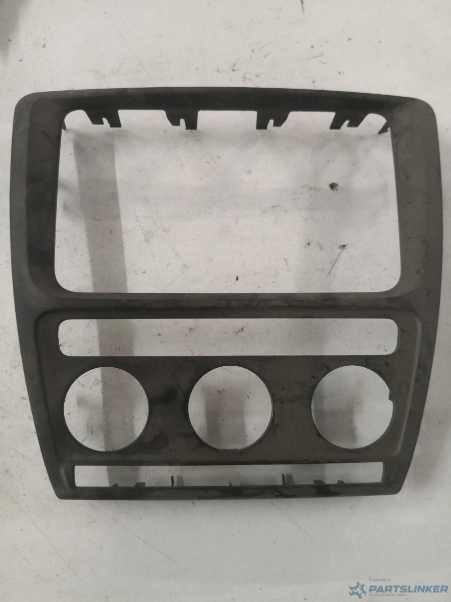 Grila consola centrala VOLKSWAGEN GOLF V (1K1) [ 2003 - 2009 ] OEM 921040100 – foto 2