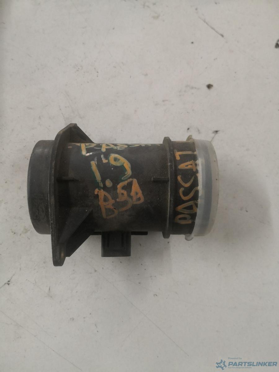Debitmetru aer VOLKSWAGEN PASSAT Estate (3B5) [ 1997 - 2001 ] TDI (AVB) 74KW|101HP OEM 71822101