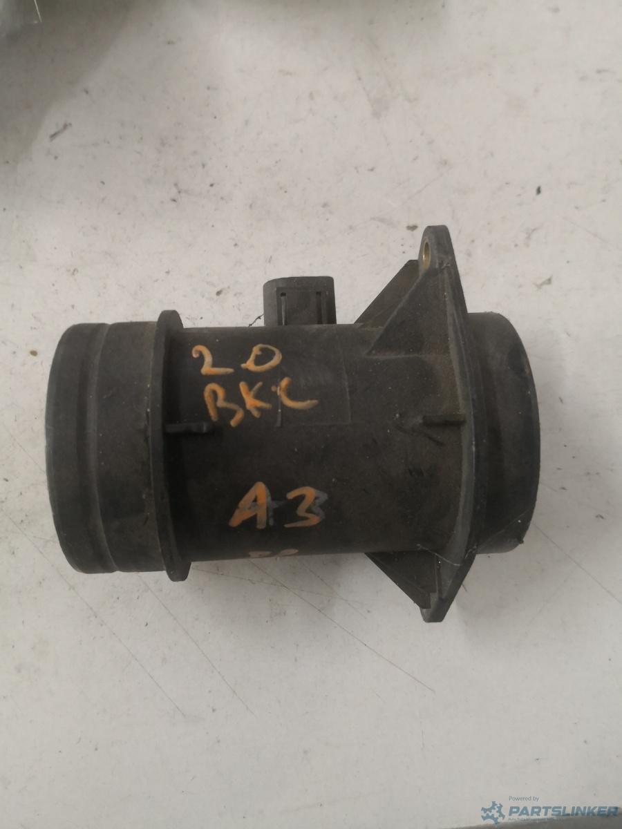 Debitmetru aer AUDI A3 II (8P1) [ 2003 - 2013 ] TDI (BKC, BLS, BXE) 77KW|105HP OEM 71822101