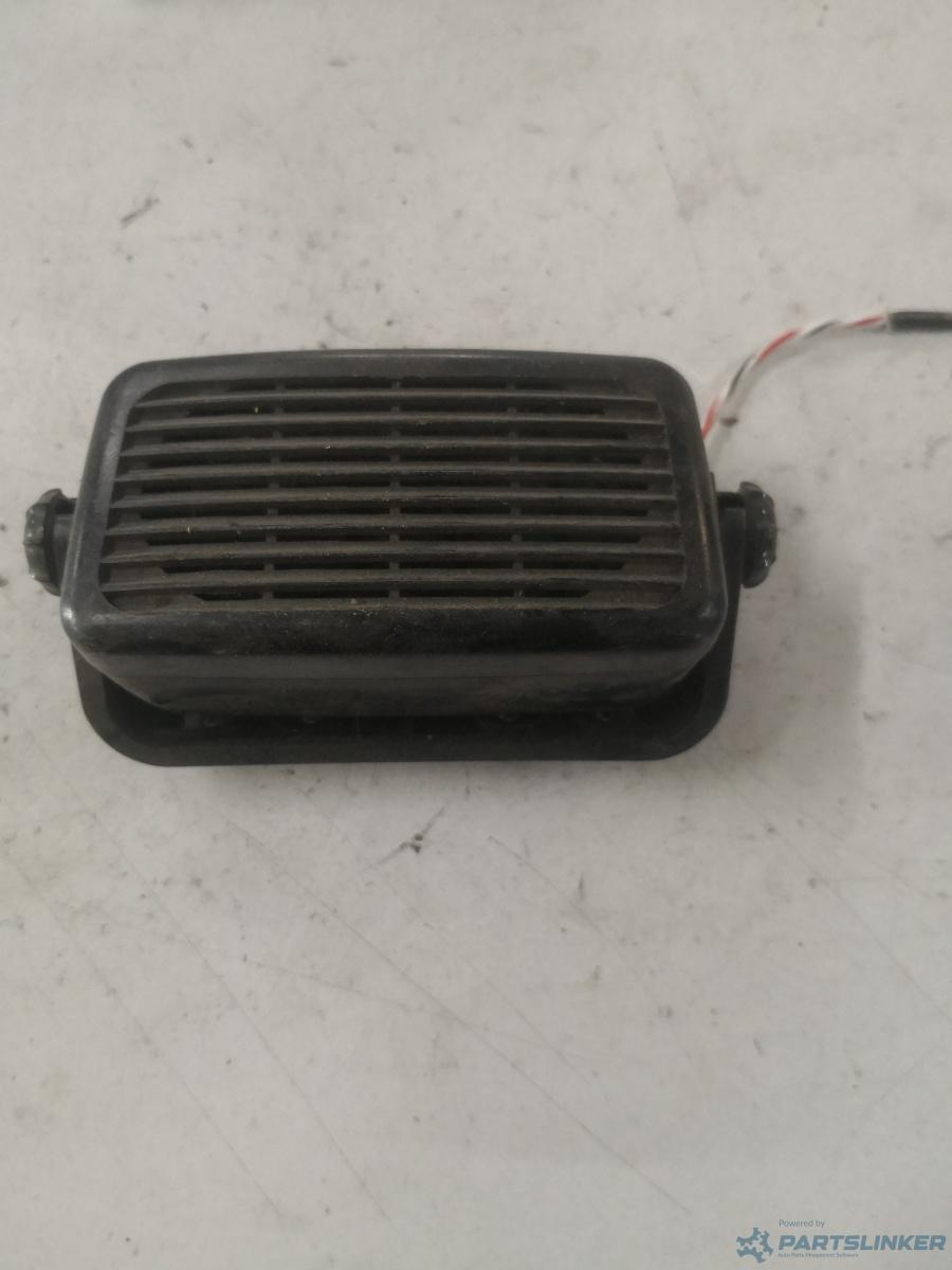 Boxa auto VOLKSWAGEN GOLF IV (1J1) [ 1997 - 2007 ] OEM Hg33103202