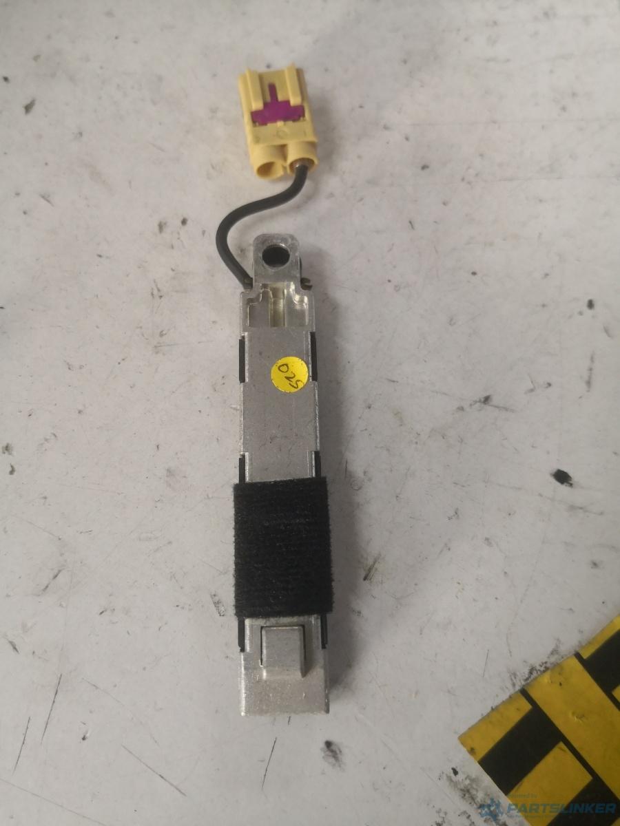 Amplificator antena VOLKSWAGEN TIGUAN (5N_) [ 2007 - > ] OEM 5n0035552c – foto 2