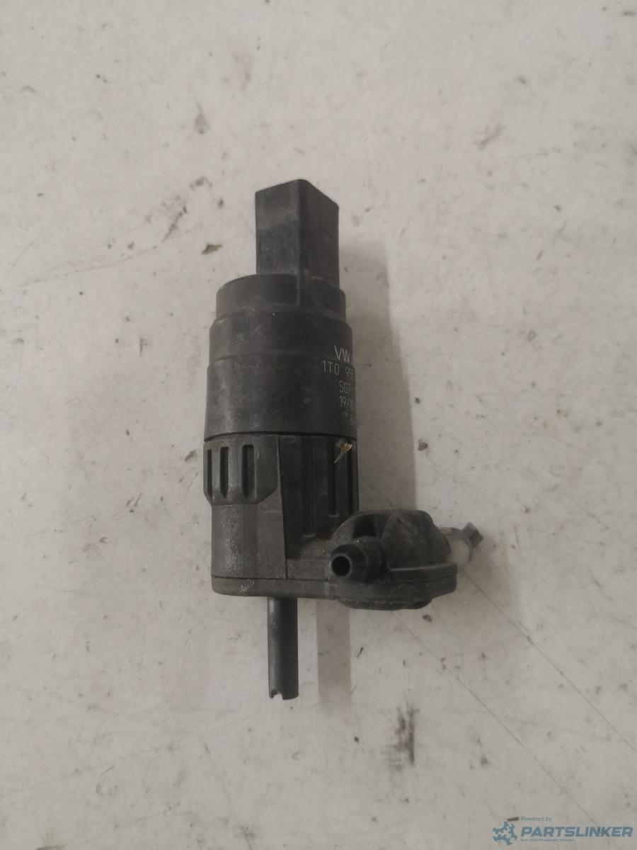 Pompita lichid parbriz VOLKSWAGEN GOLF V (1K1) [ 2003 - 2009 ] OEM 1t0955651a