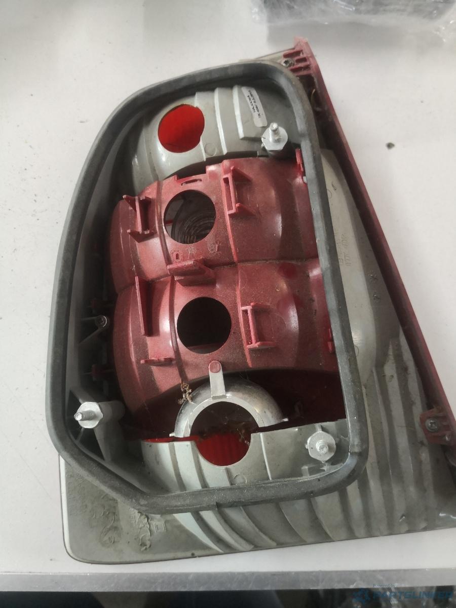Lampa spate / stop dreapta spate SKODA SUPERB (3U4) [ 2001 - 2008 ] OEM 9el35407802 – foto 2
