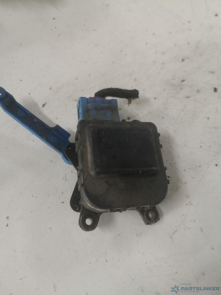 Motoras clapeta aeroterma SKODA SUPERB (3U4) [ 2001 - 2008 ] OEM 8d18205hb – foto 2