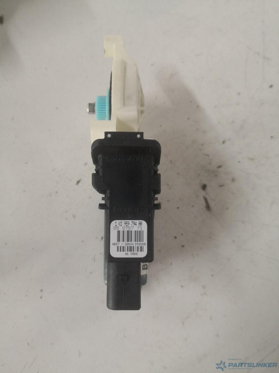 Motoras macara geam stanga spate VOLKSWAGEN GOLF VI (5K1) [ 2008 - 2013 ] OEM 1k0959794aa – foto 2