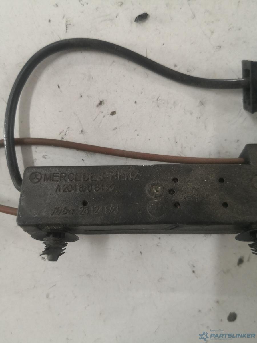 Amplificator antena MERCEDES-BENZ C-CLASS (W204) [ 2007 - 2014 ] OEM A2048078490 – foto 2