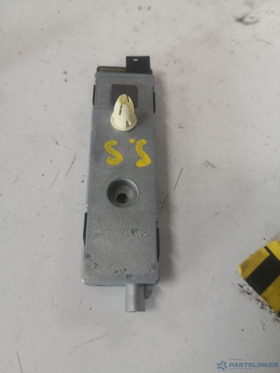 Amplificator antena MERCEDES-BENZ E-CLASS (W212) [ 2009 - > ] OEM A2128201789 – foto 2