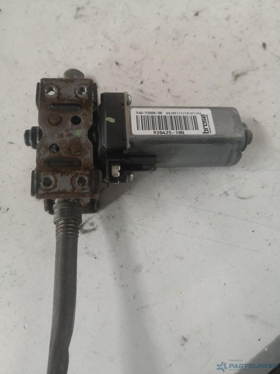 Motoras scaun miscare fata/spate dreapta fata JEEP GRAND CHEROKEE IV (WK, WK2) [ 2010 - > ] OEM 920425100