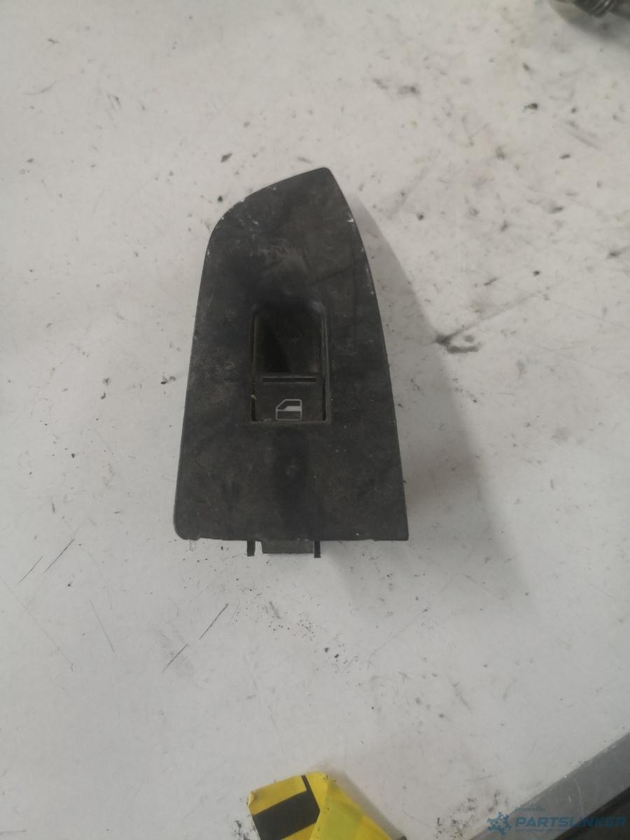 Butoane geamuri electrice dreapta fata VOLKSWAGEN PASSAT CC (357) [ 2008 - 2012 ] OEM 3c8868376