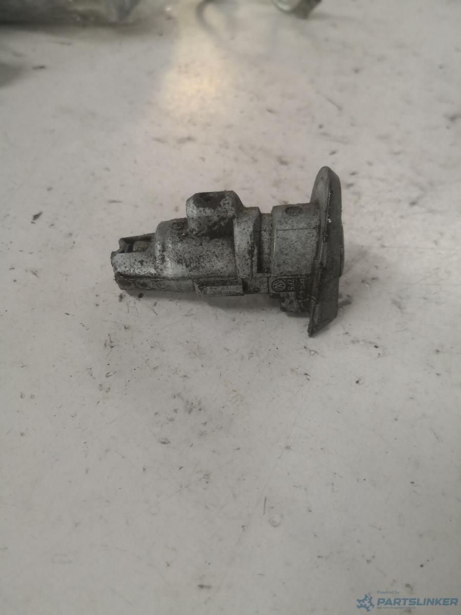 Butuc usa stanga fata VOLKSWAGEN PASSAT CC (357) [ 2008 - 2012 ] – foto 2