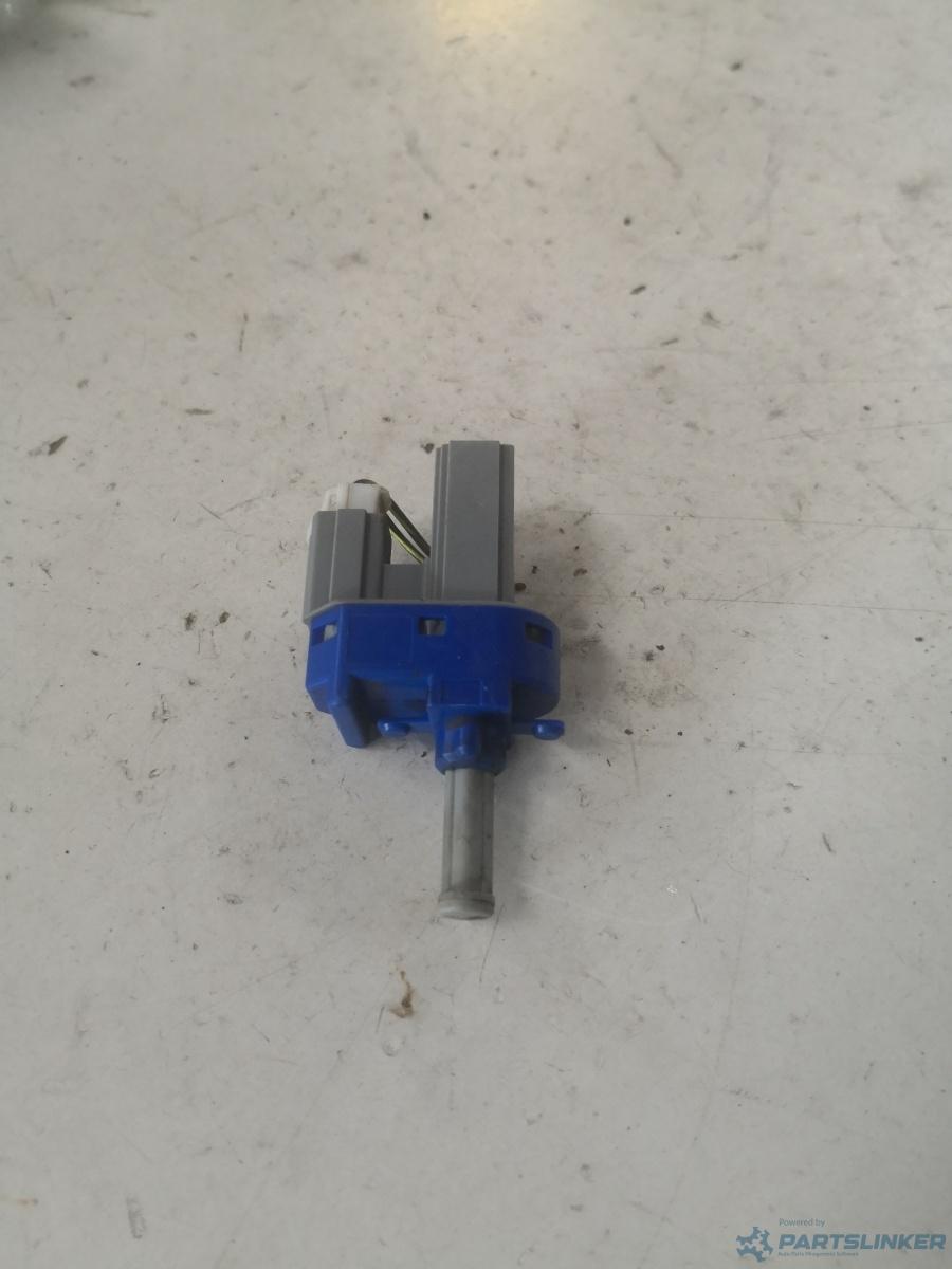 Switch frana MAZDA 3 2005>
