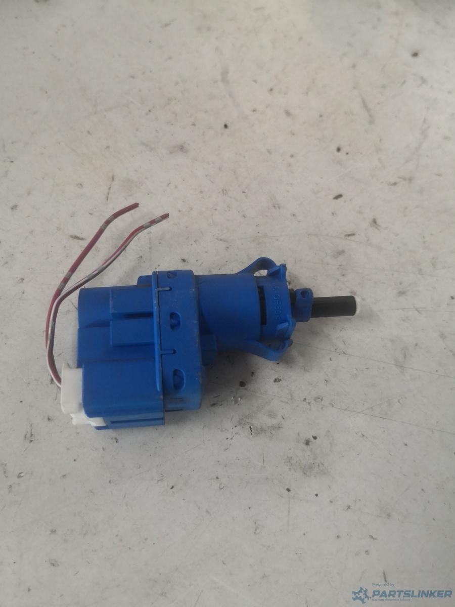 Switch frana MAZDA 3 2005>