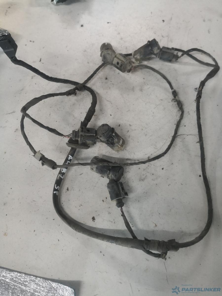 Senzori parcare spate AUDI A4 III (8EC, B7) [ 2004 - 2008 ] OEM 68750812