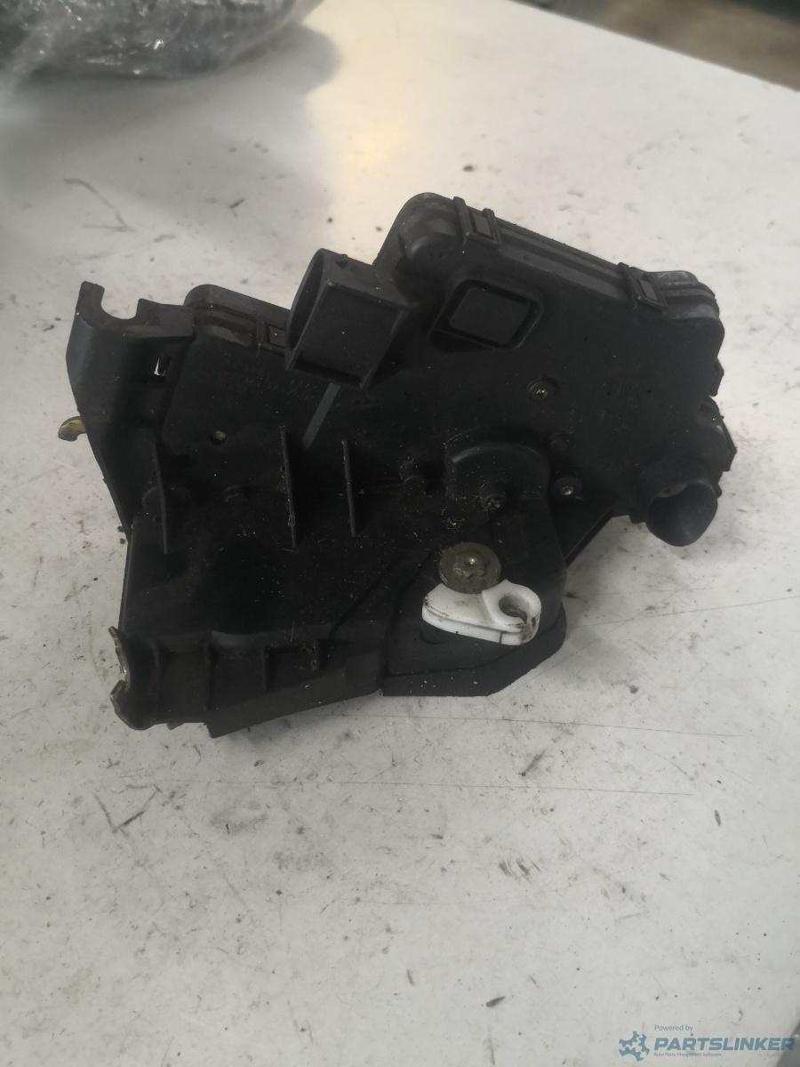 Broasca usa stanga fata BMW 3 IV (E46) [ 1998 - 2005 ] – foto 2