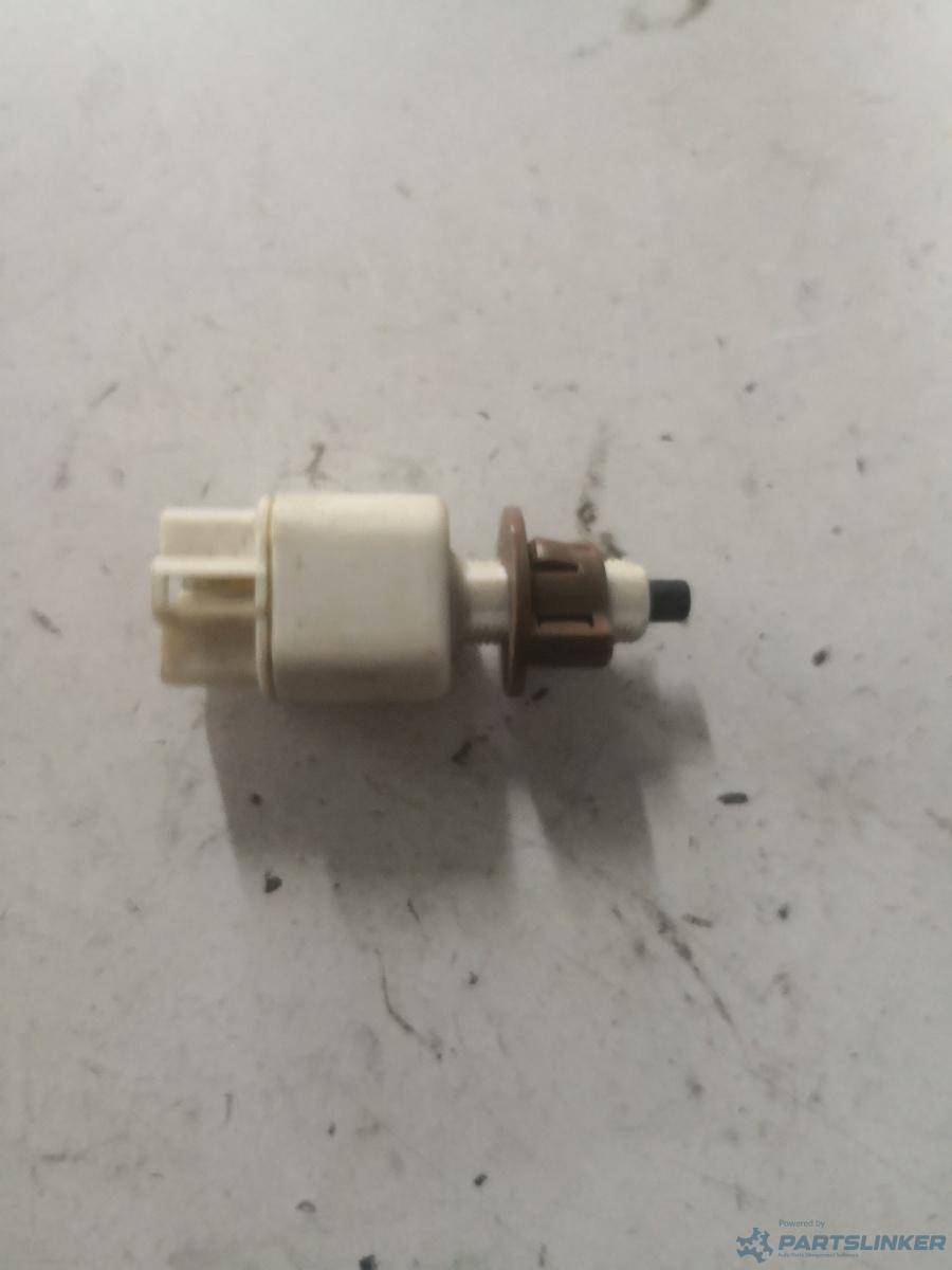 Switch frana TOYOTA YARIS (_P9_) [ 2005 - > ] – foto 2