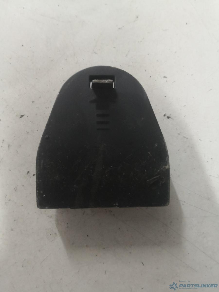 Ornament triunghi reflectorizant AUDI A8 III (4H2, 4H8, 4HC, 4HL) [ 2009 - 2018 ] OEM 4h0860285