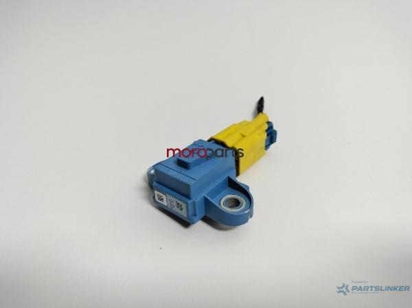 Senzor impact airbag VOLKSWAGEN GOLF V (1K1) [ 2003 - 2009 ] VAG OEM 1K0955557A