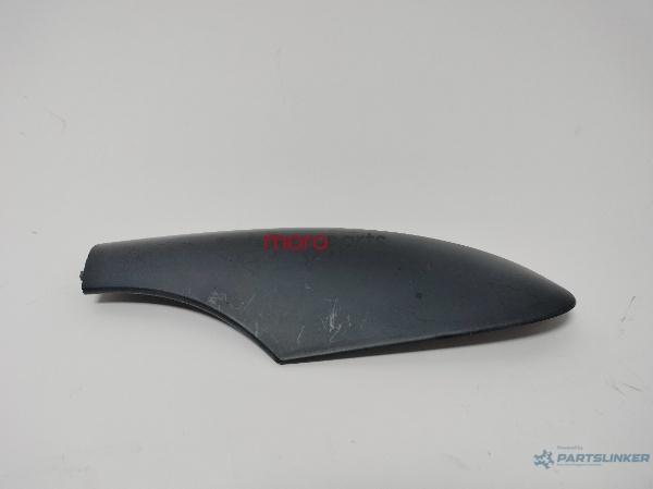 Capac bara longitudinala stanga spate VOLKSWAGEN PASSAT Variant (3B6) [ 2000 - 2005 ] VAG OEM 3B9860149B