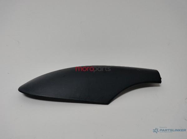 Capac bara longitudinala dreapta spate VOLKSWAGEN PASSAT (3B3) [ 2000 - 2005 ] VAG OEM 3B9860150B