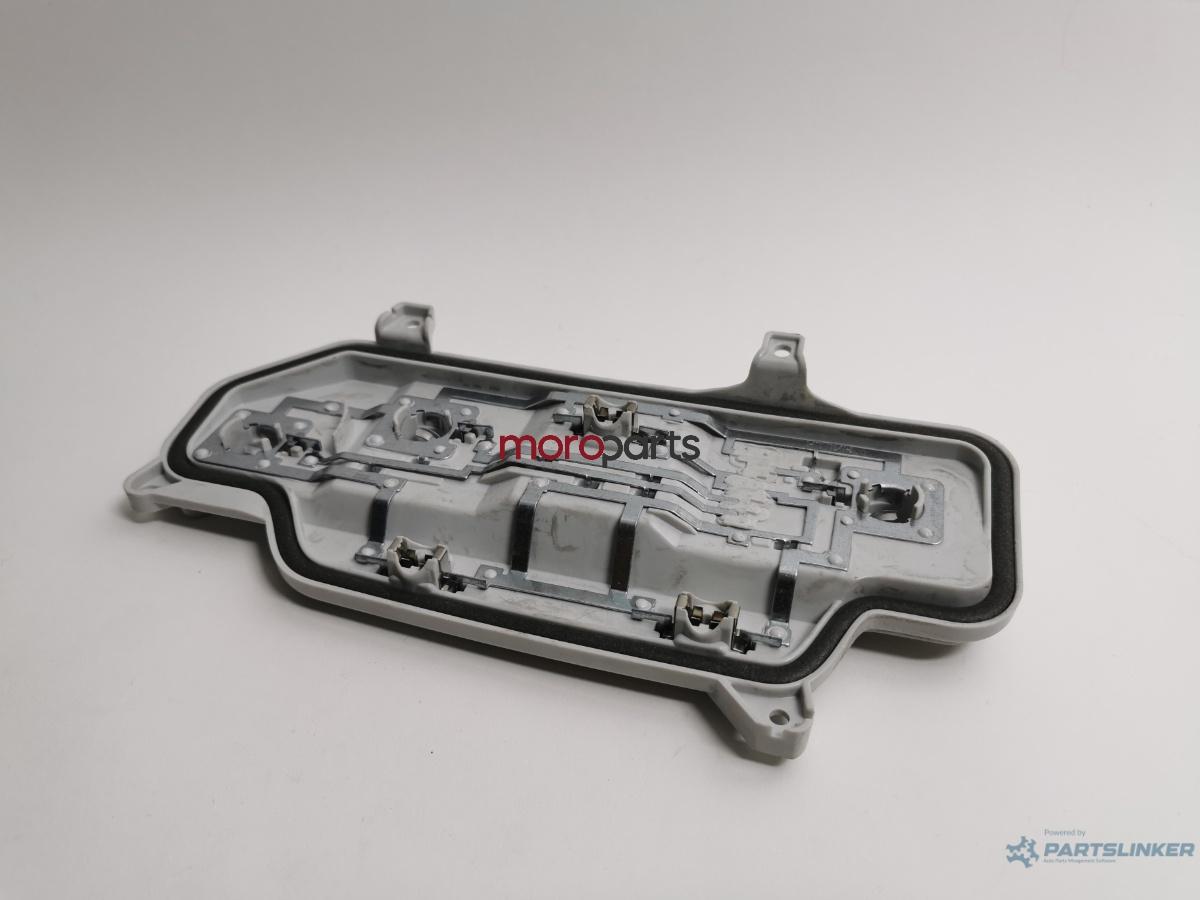 Soclu far / stop stanga spate VOLKSWAGEN CADDY III Estate 2KB, 2KJ, 2CB, 2CJ 2004 - 2015 VAG 2K1945257B