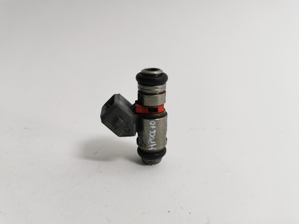 Injector Volkswagen Golf 4 2000 1.4 B 036031C OEM 036031C