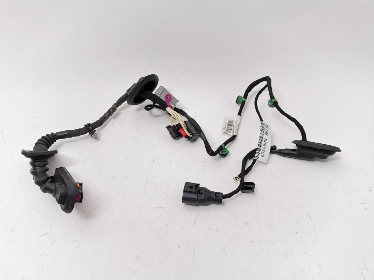 Instalatie usa stanga fata Volkswagen Touran (1T3) 2.0 TDI CFHC 2012 VOLKSWAGEN TOURAN (1T3) [ 2010 - 2015 ] OEM 1T1971121A