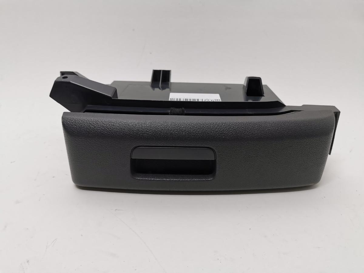 Buzunare scaune fata Volkswagen Golf 6 (AJ5) 2.0 TDI CBDB 2010 combi 1K0882605 OEM 1K0882605