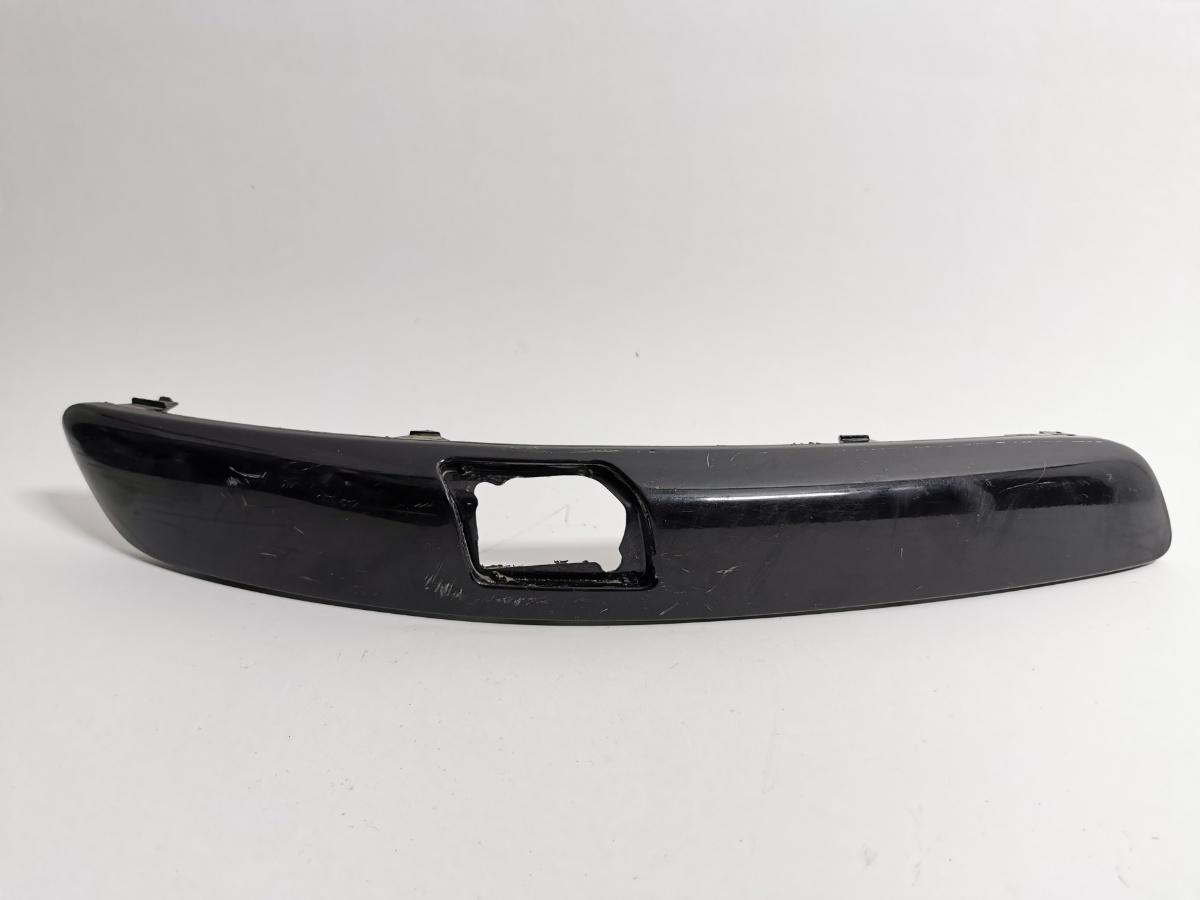 Grila bara dreapta fata VOLKSWAGEN GOLF V 1K1 2003 - 2009, Hatchback 2.0 TDI 16V BKD VAG 1K0807718D