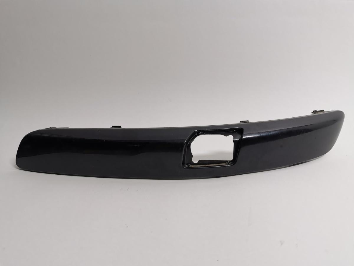 Grila bara stanga fata VOLKSWAGEN GOLF V 1K1 2003 - 2009, Hatchback 2.0 TDI 16V BKD VAG 1K0807717D