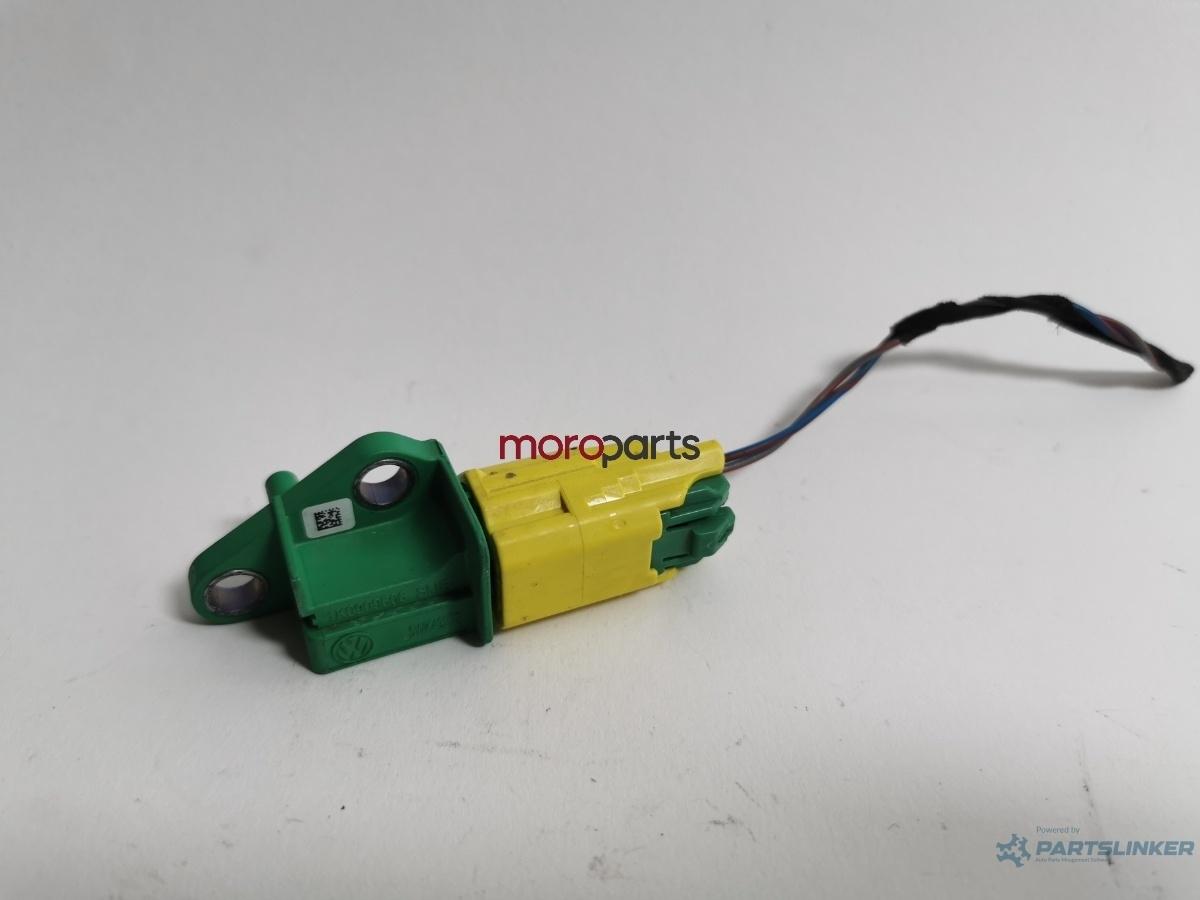 Senzor impact airbag AUDI A4 IV Avant (8K5, B8) [ 2007 - 2015 ] TDI (CAGA, CJCA, CMEA, CMFA) 105KW|143HP VAG OEM 1K0909606C