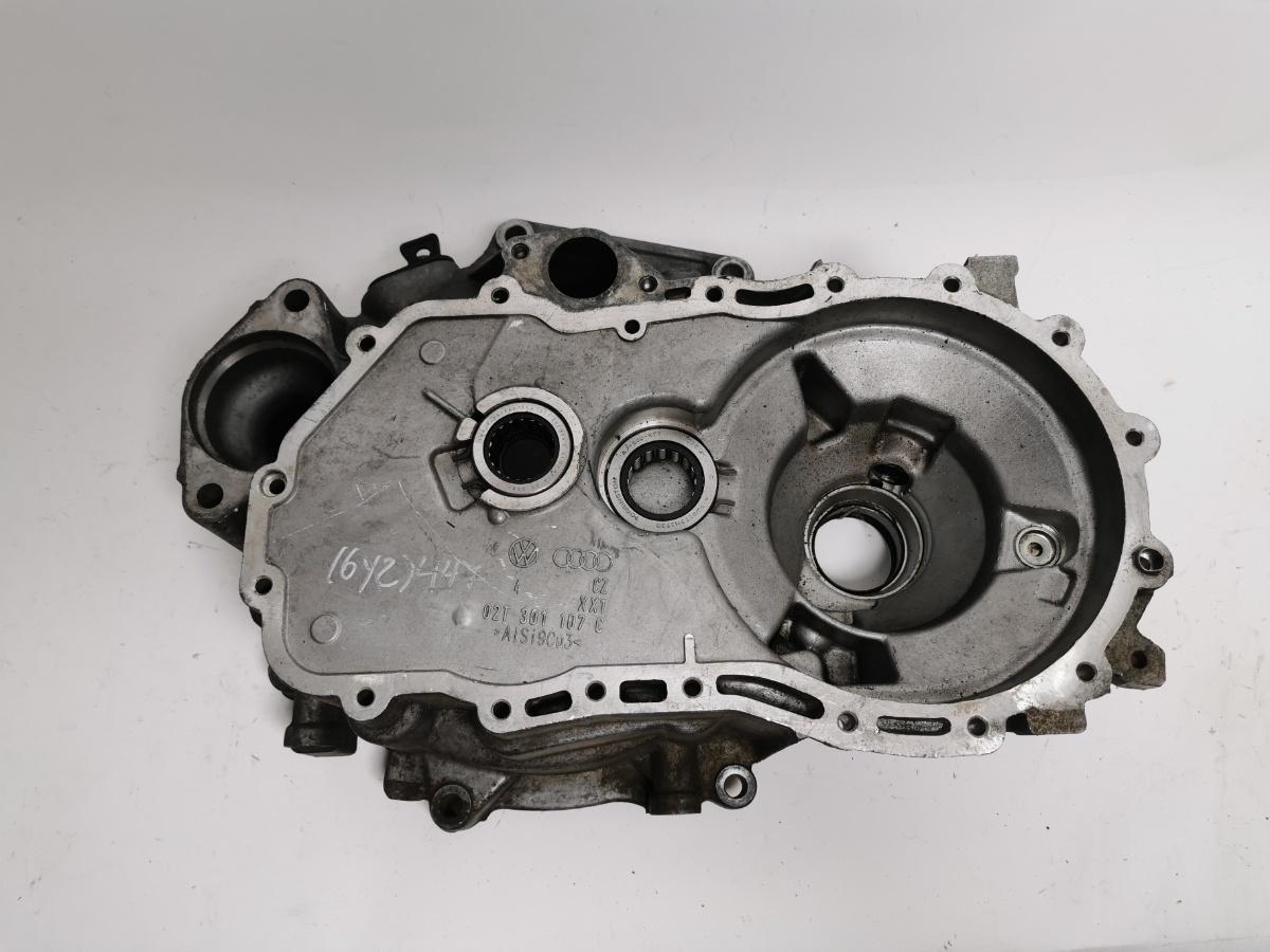 Carcasa ambreiaj cutie Skoda Fabia (6Y2) Hatchback 2006 1.4 TDI SKODA FABIA (6Y2) [ 1999 - 2008 ] OEM 02T301107C