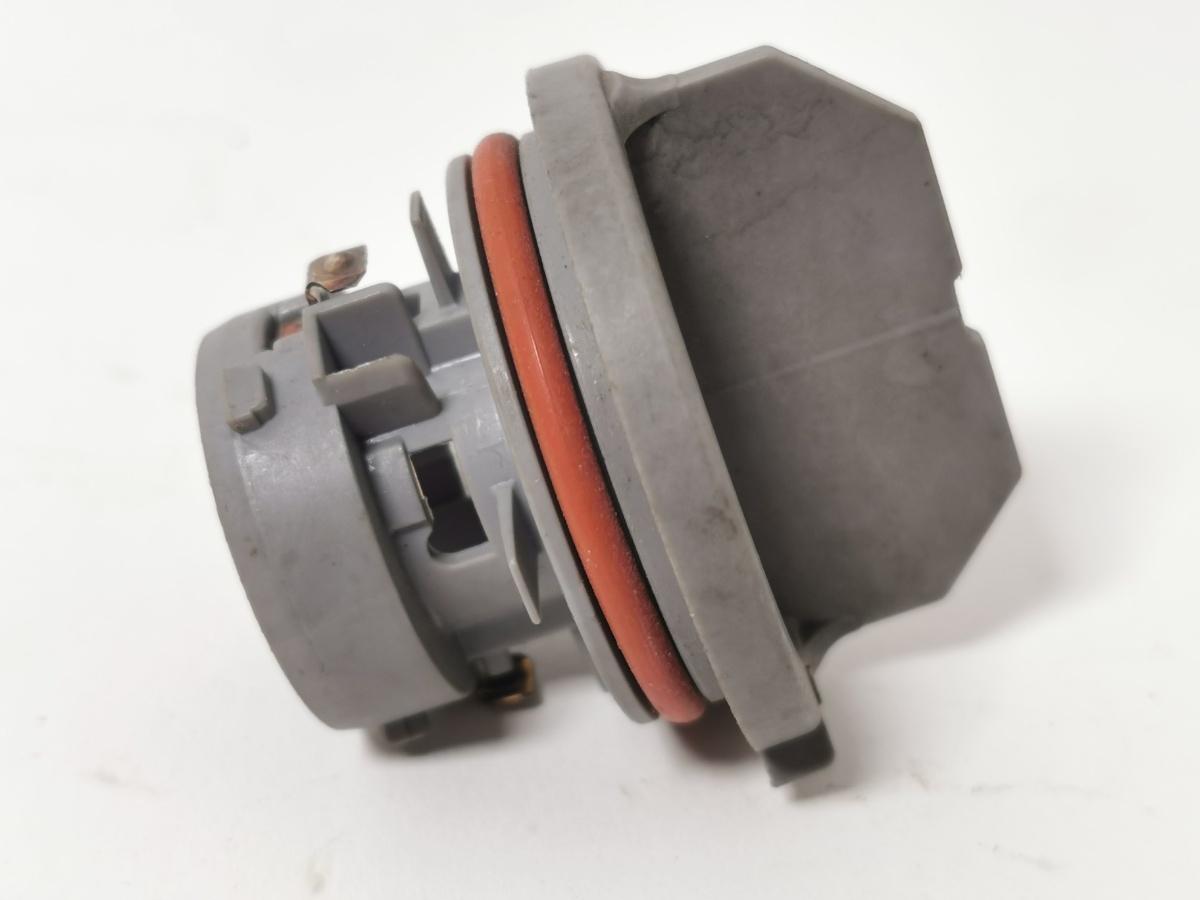 Soclu bec semnalizare far AUDI A4 III 8EC, B7 2004 - 2008, Sedan 2.0 TDI 16V BLB, BRE VAG P21W