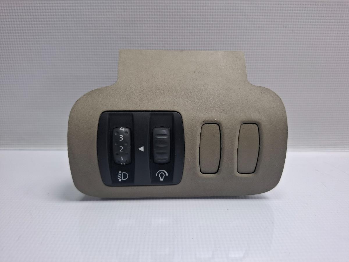 Comutator reglaj nivel faruri RENAULT GRAND SCENIC II JM0/1_ 2004 - >1.5 dCi K9K 732 8200140984AM