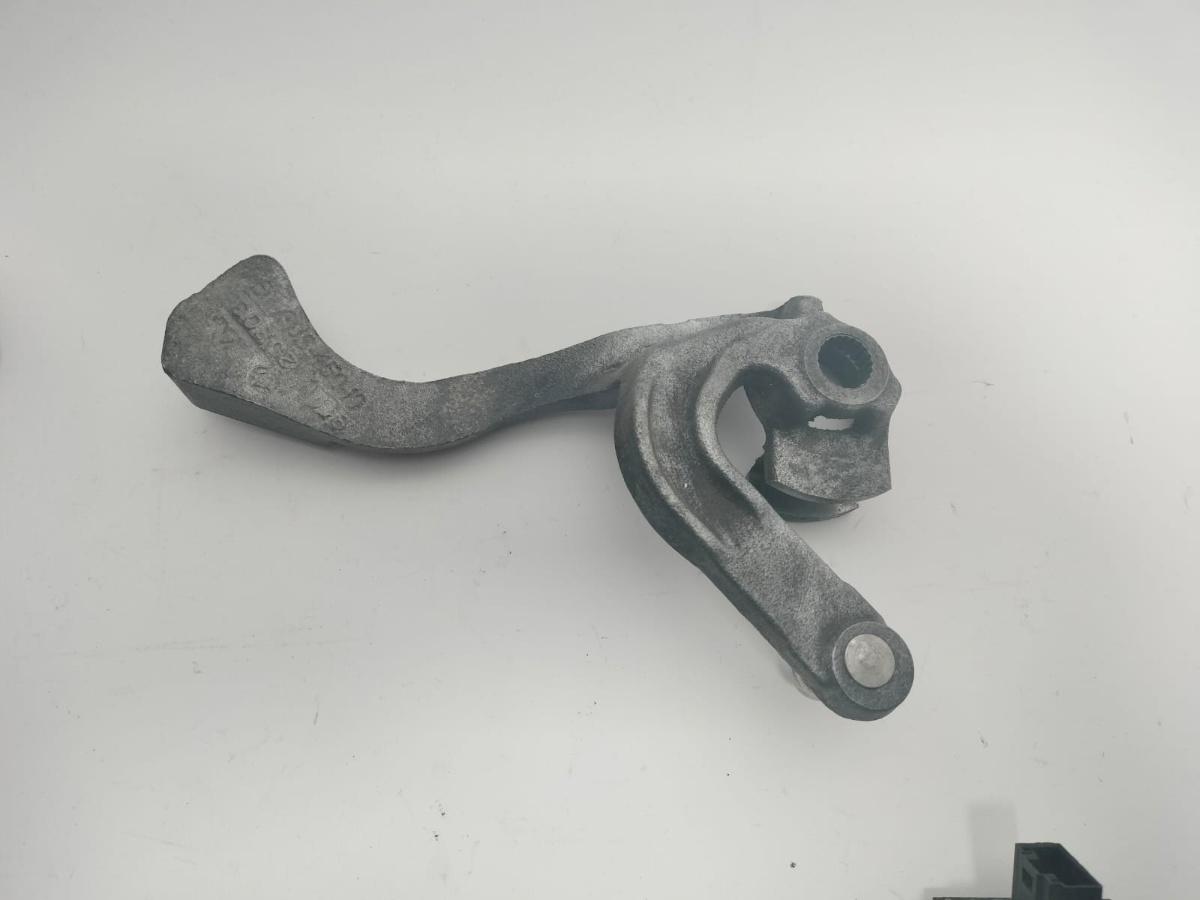 Levier schimbator SEAT CORDOBA III 6L2 2002 - 2009 SDI ASY 6Q0711051M