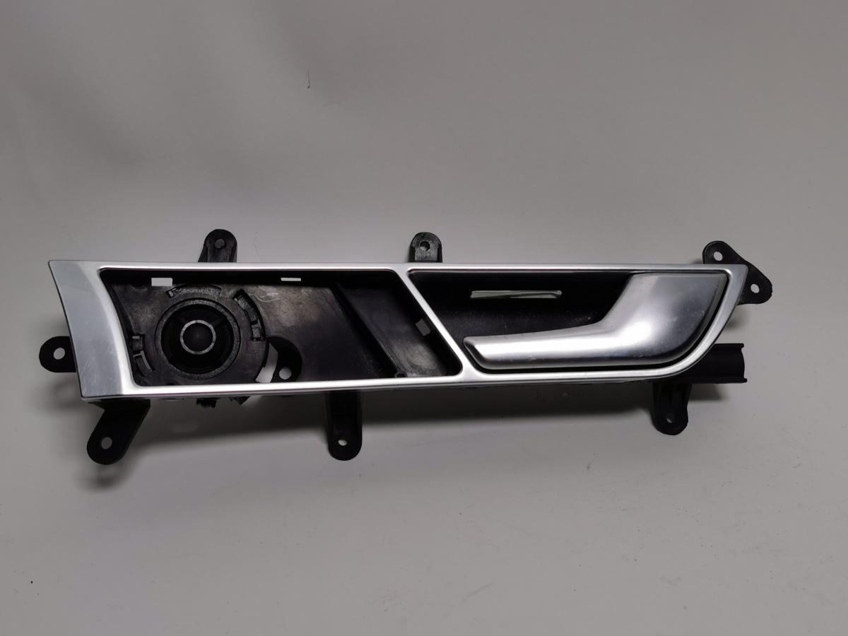 Maner deschidere usa interior dreapta fata cu tweeter Audi A6 C6 (4F2) Sedan 2006 2.7 TDI OEM 4F0837020B