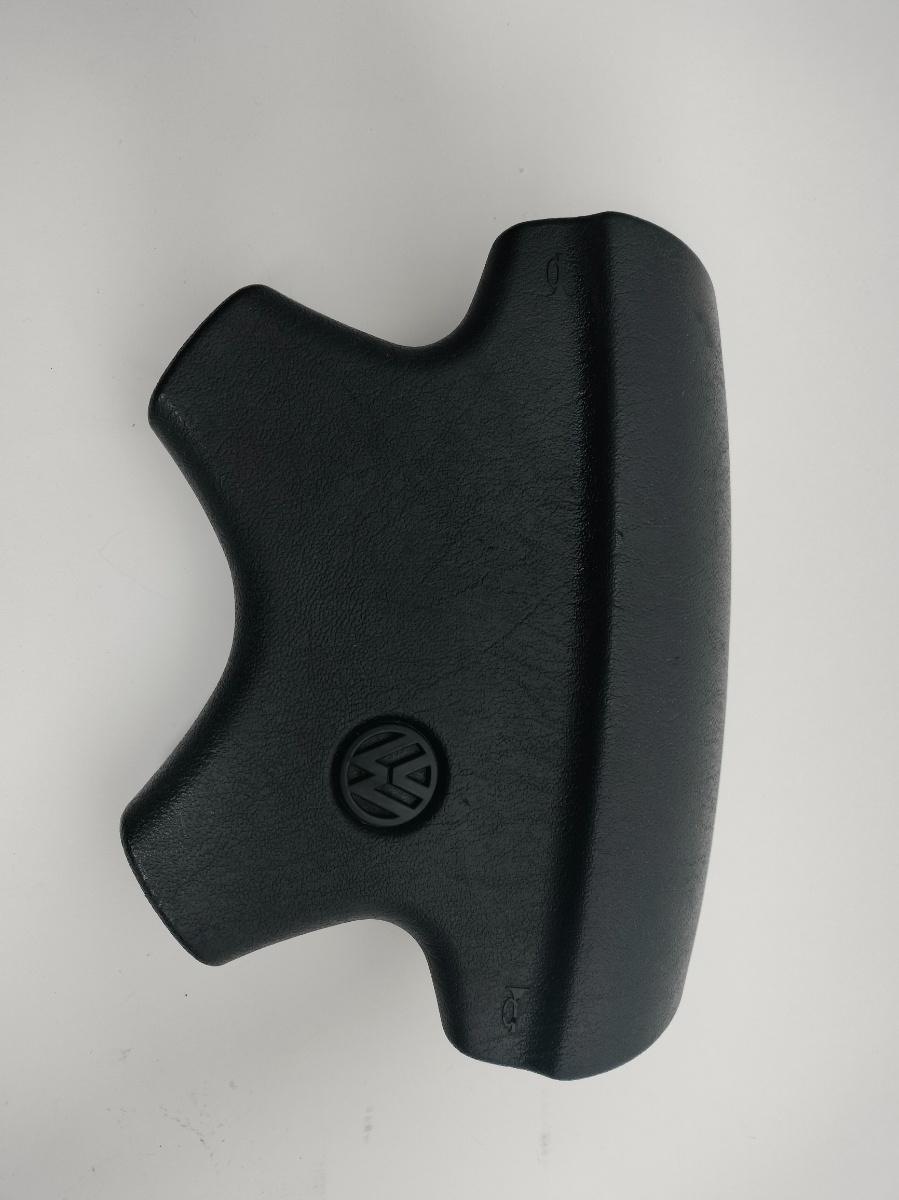 Capac airbag volan VOLKSWAGEN GOLF III 1H1 1991 - 1998 1.8 1.8 AAM 1H0419669C