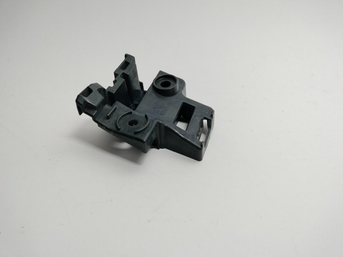 Suport bara de protectie spate stanga VOLKSWAGEN GOLF VI 5K1 2008 - 2013 TDI CBDC, CLCA 5K6807393A 5K6 807 393 A