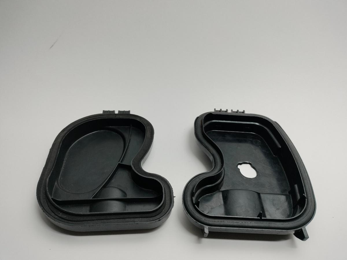 Set capac far Volkswagen Golf 4 (1J1) Hatchback 2001 OEM 150145-00