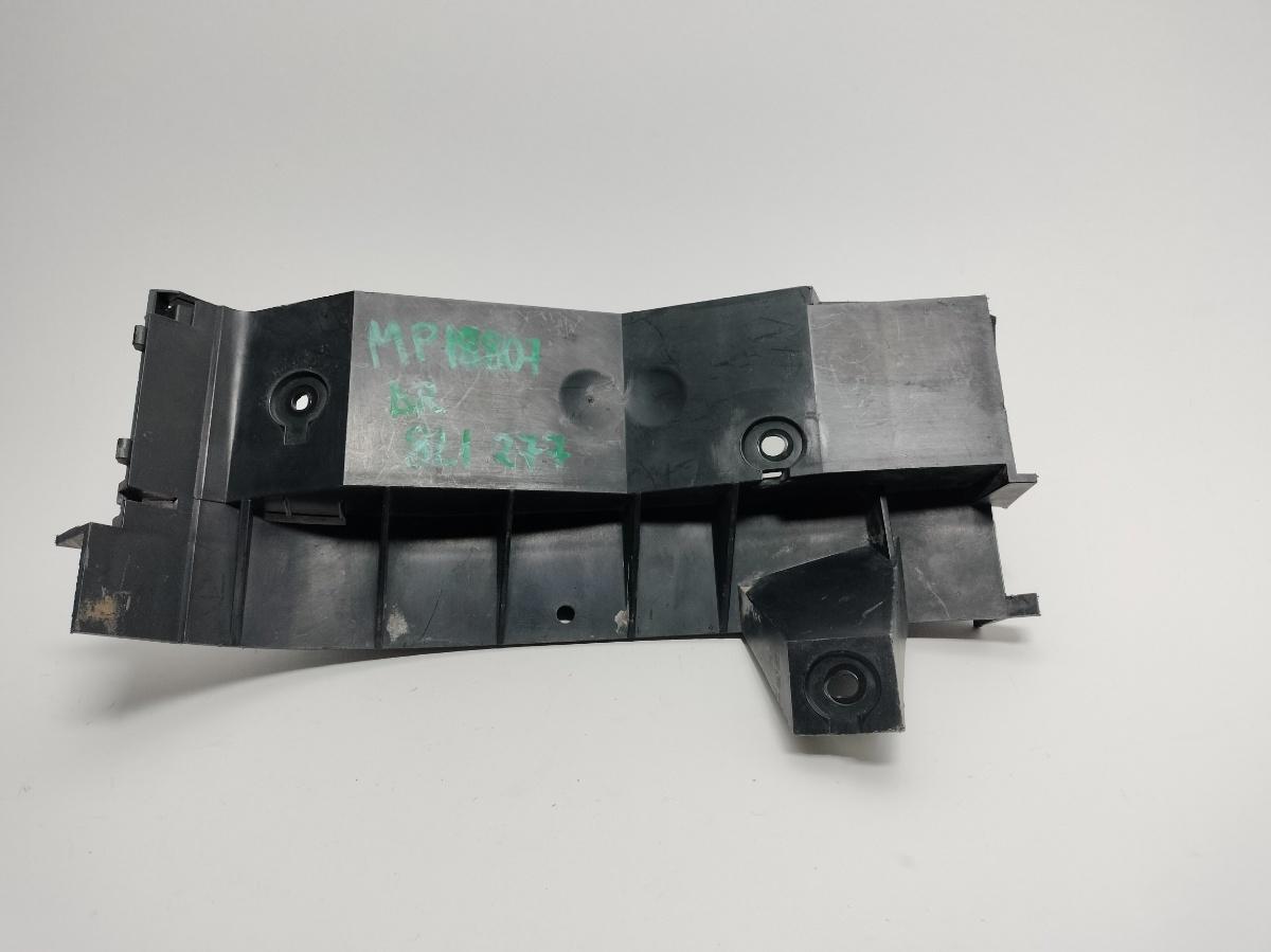 Suport bara dreapta spate AUDI A3 (8L1) [ 1996 - 2006 ] 1.6 (AVU, BFQ) 75KW|102HP VAG OEM 8L0807378E