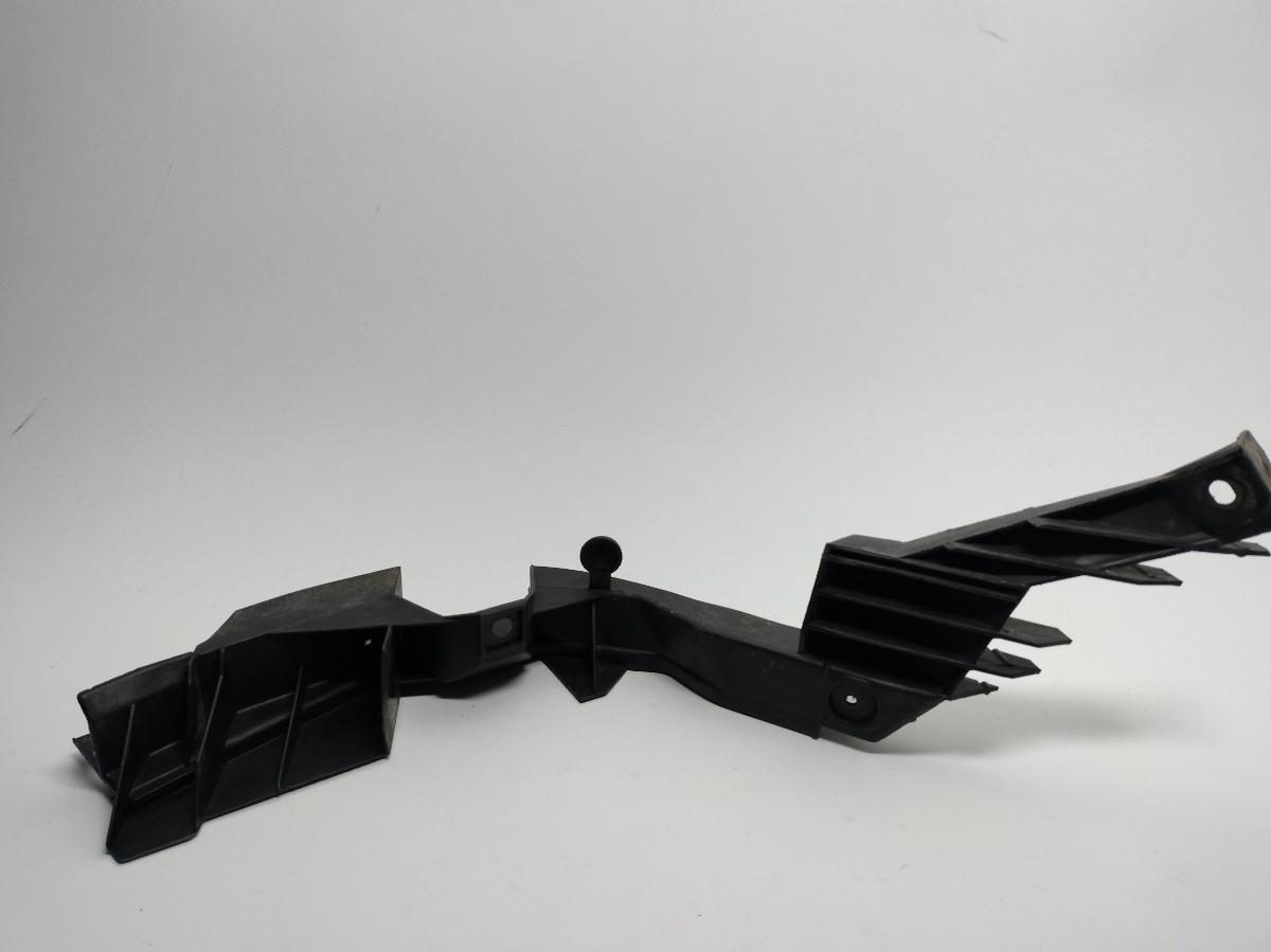 Suport bara de protectie spate dreapta spate VOLKSWAGEN GOLF IV 1J1 1997 - 2007 16V AHW, AKQ, APE, AXP, BCA VAG 1J6807394A