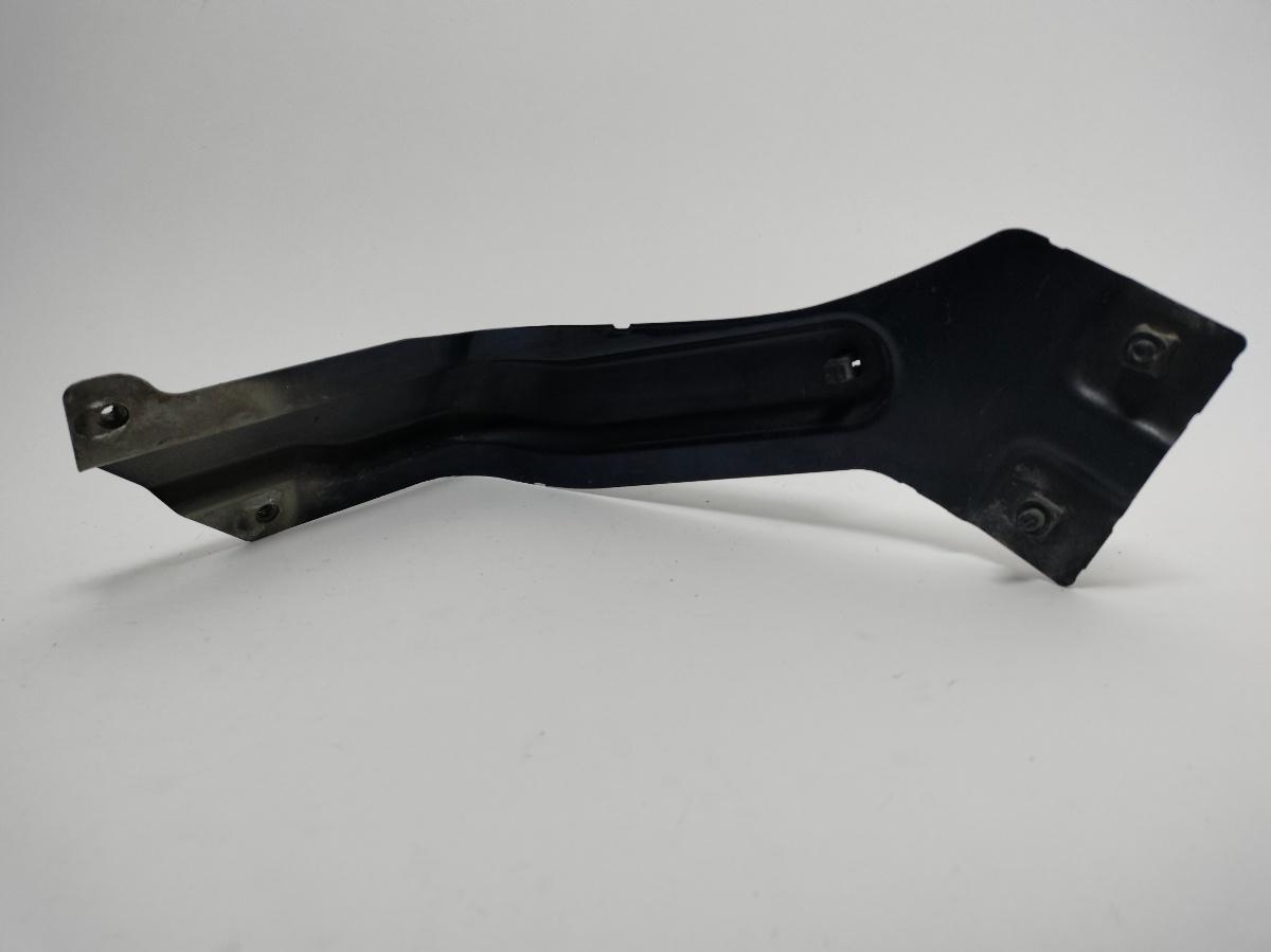 Suport aripa stanga fata Volkswagen Touran (1T3) 2.0 TDI CFHC 2012 VOLKSWAGEN TOURAN (1T3) [ 2010 - 2015 ] OEM 1T0821135C