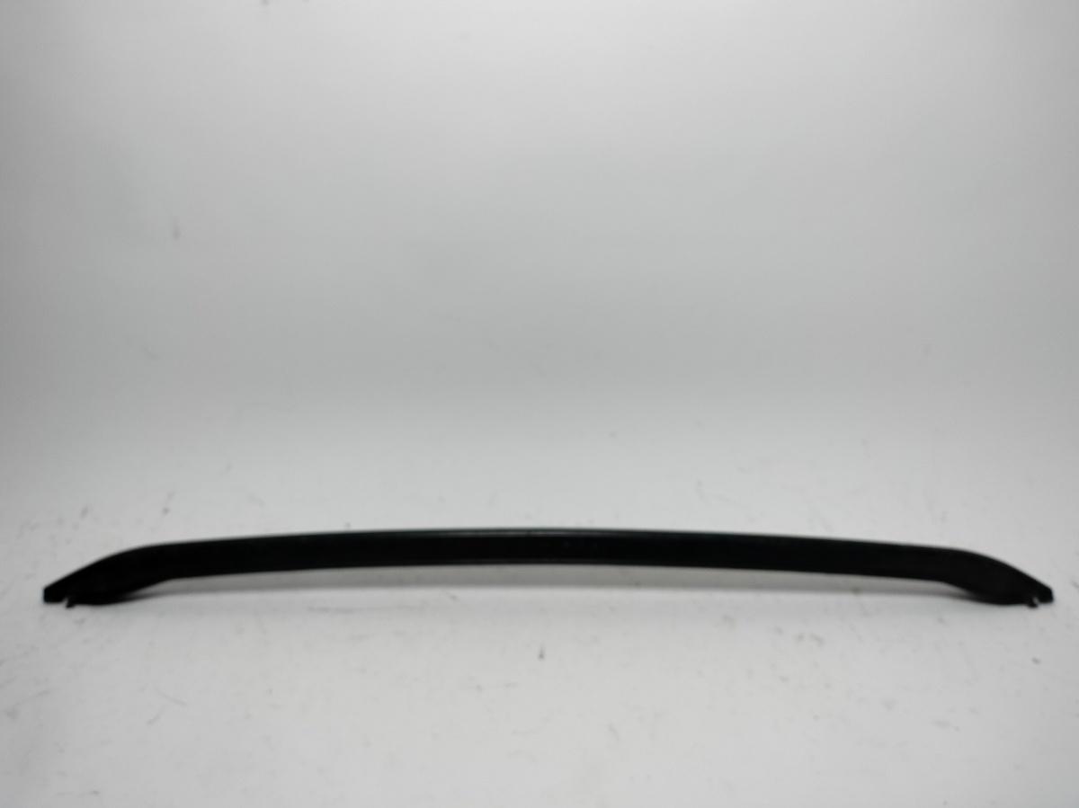 Armatura inferioara bara fata Volkswagen Golf 6 (5K) Hatchback 2013 1.6 TDI OEM 5K0807651C
