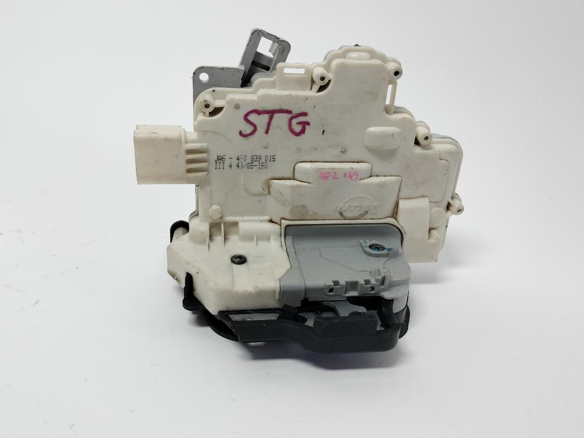 Broasca stanga spate Audi A6 C6 (4F2) Sedan 2006 2.7 TDI OEM 4F0839015